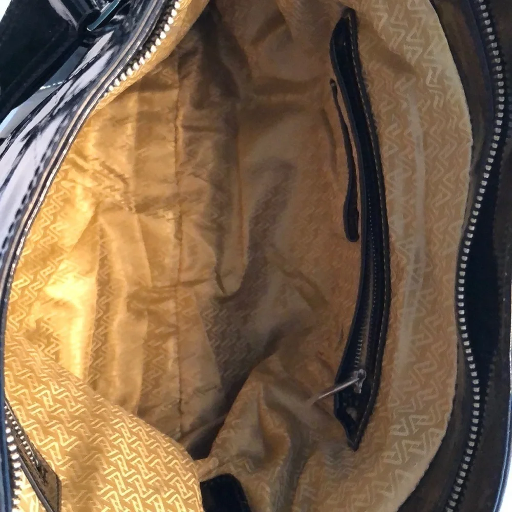 NWT Adrienne Vittadini Black Patent bag